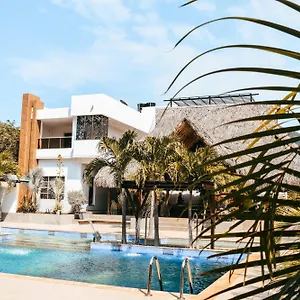 4* Hotel Rancho Ton Boutique